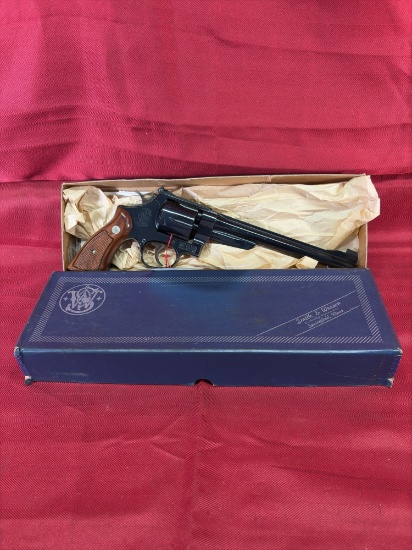Smith & Wesson  SW 27-2  357 Mag  Revolver
