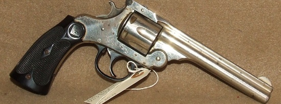 H&R  Top Break  32 S&W  Revolver