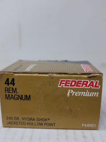 25 Rnd Box Federal Premium  44 Rem Magnum  240 Gr Hydra Shok J.H.P