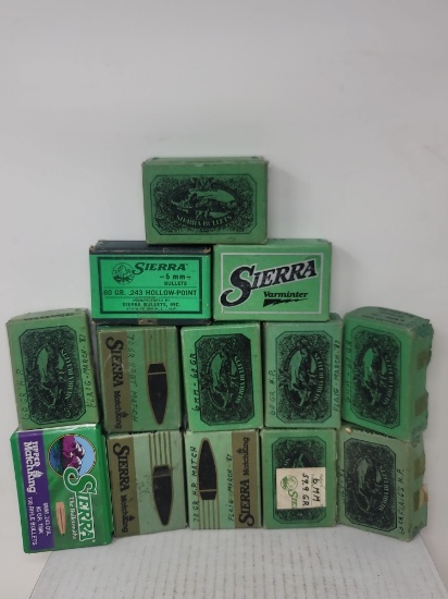 Box lot 1000+ assorted Sierra 6mm bullets
