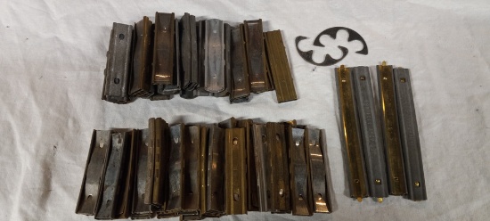 67 piece variety of stripper clips