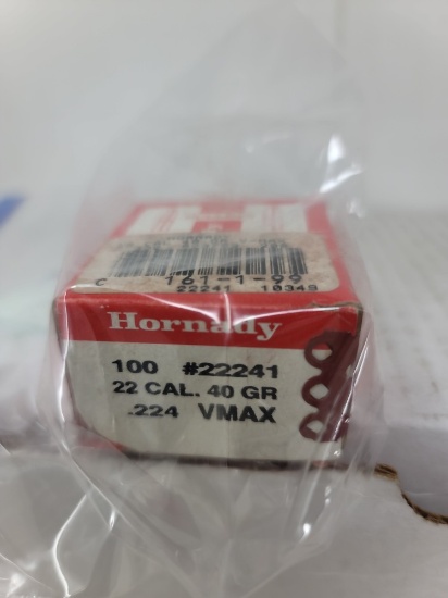 Box of 100 Hornady .224 40gr V-Max bullets