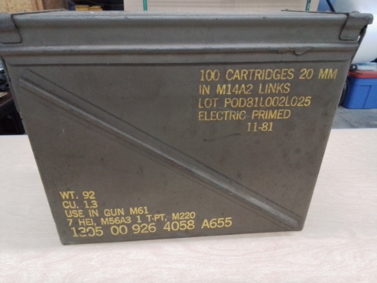 Large ammo can for 20mm cartridges