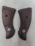 Gripsfor Smith & |Wesson