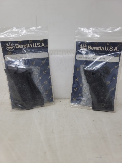 2 pr Beretta Grips