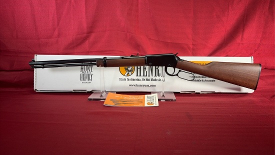 Henry  H001TM  22 WMR  Rifle