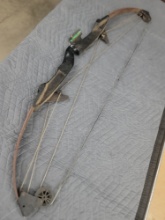 Bear AMO Compound Bow (String Length 39'')