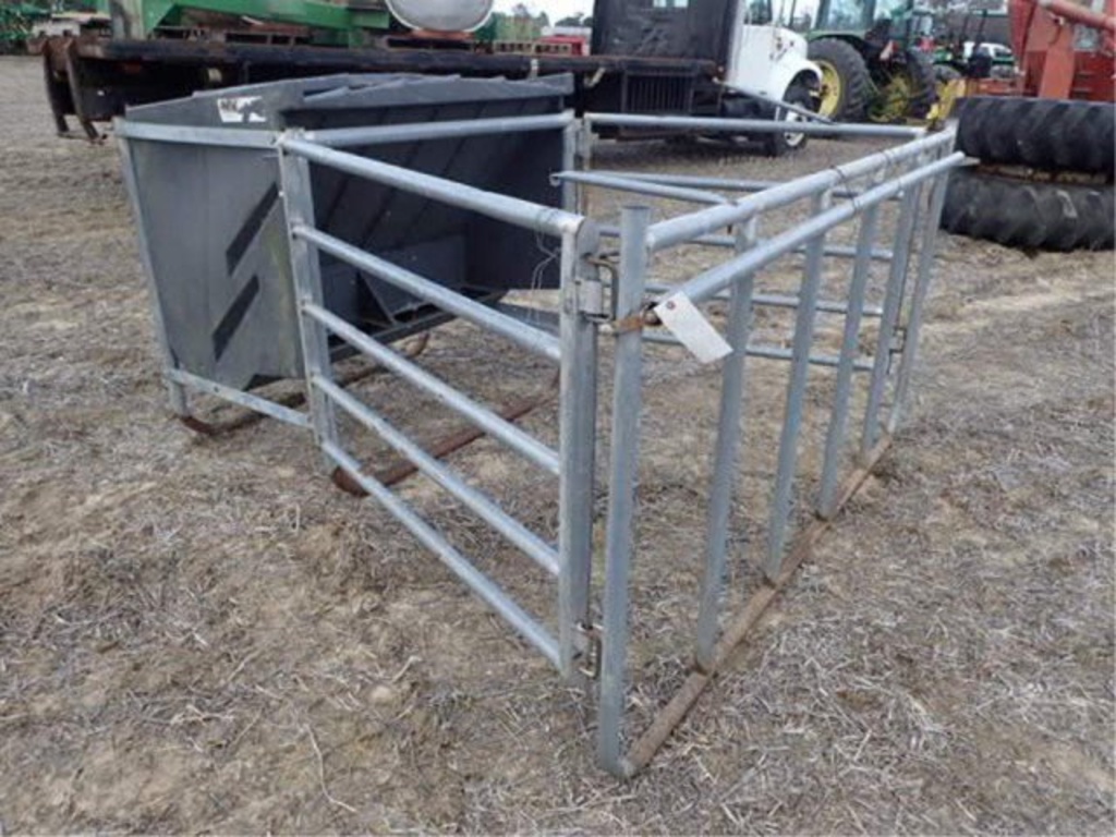 Behlen Country Poly Creep Feeder 500 Lbs Farm Machinery