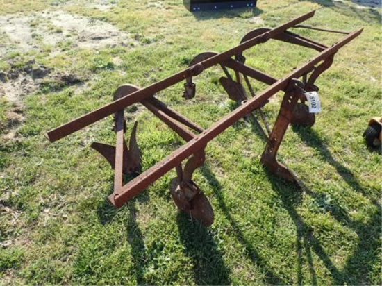 Pittsburg Plow 3 pt. hitch, 2 row