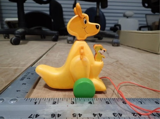 Kangaroo Pull Toy