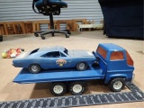 Tonka Blue Metal Truck w/Police Car 44