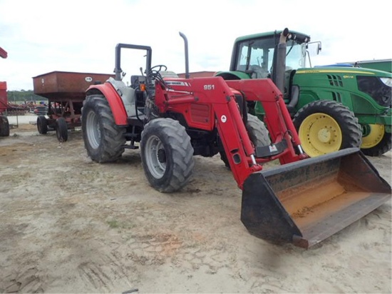 Massey Ferguson 5455 Tractor