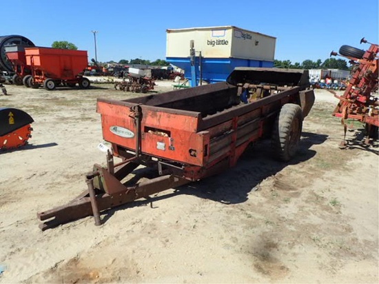New Idea Manure Spreader
