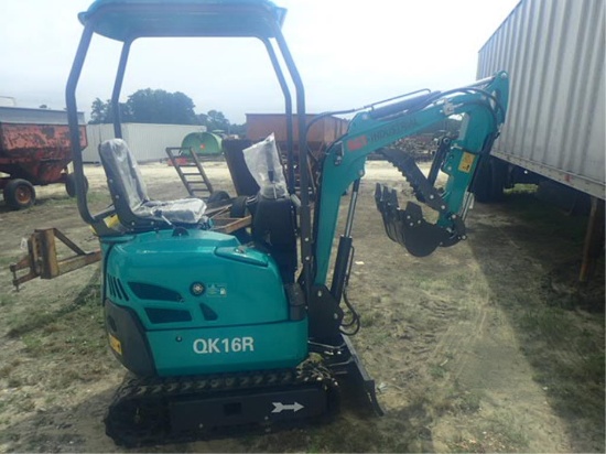 AGT Mini Excavator - QK16R