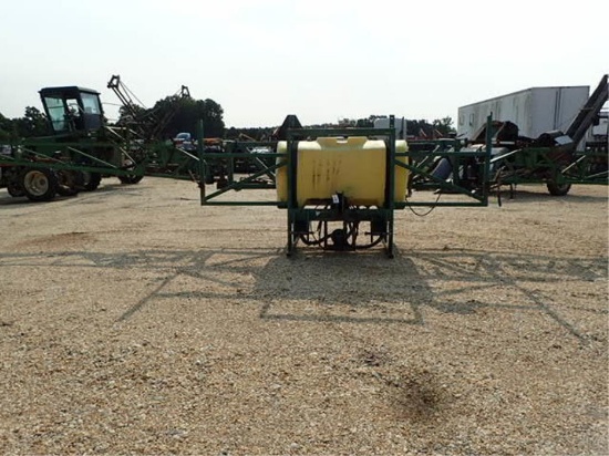 LMC Cross 300 Gal. Hyd. Folding & Leveling Booms