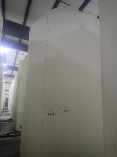 8400 Gal Poly Tank Upright