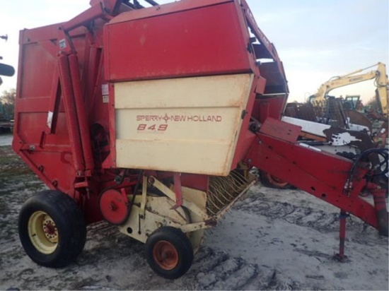 Sperry New Holland 849 Auto-Wrap Baler