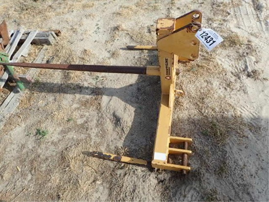 Countyline 3 Pt. Hitch Hay Spear