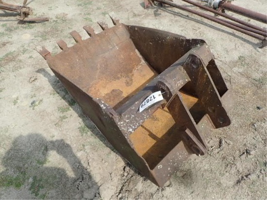 28" Bucket From Ford Backhoe
