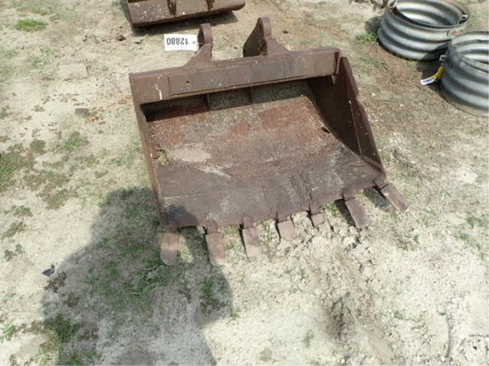 32" Bucket From Ford Backhoe