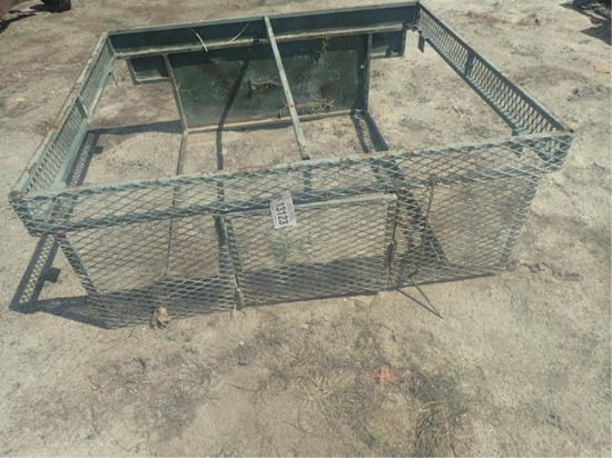 Metal Dog Box - Fits Mid-Size Truck