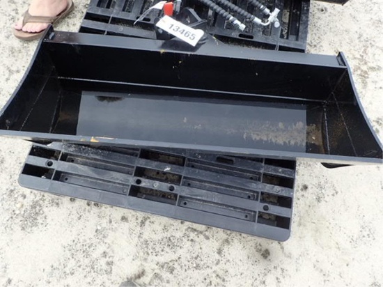 Skid Steer 32" Bucket