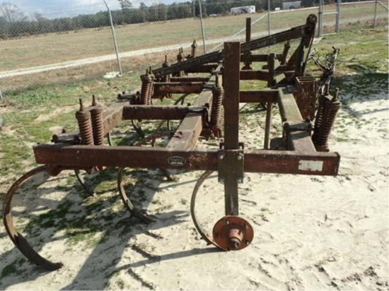 Blanton 11 Tine Chisel Plow