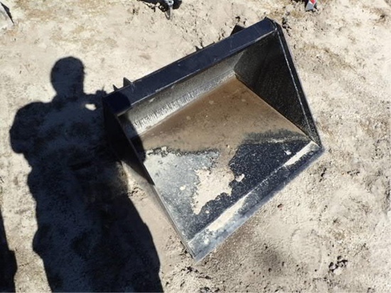 NEW Quick Attach 36" Mini Bucket