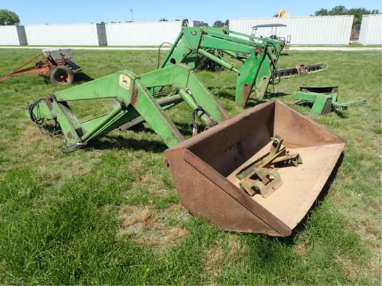 John Deere 48 Front End Loader & Bucket