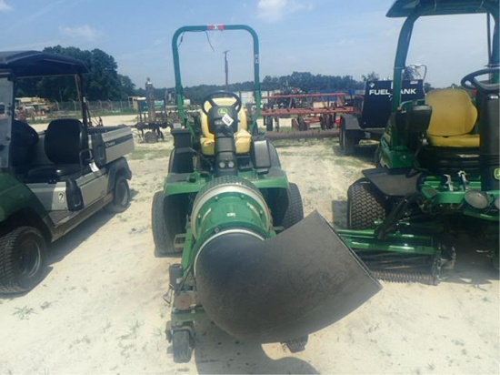 John Deere 1550 w/ Buffalo Blower