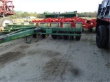 John Deere 7000 Planter 30 inch 8 Row