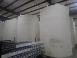 8400 Gal Poly Tank Upright
