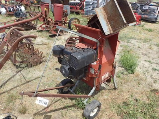 Tomahawk Chipper w/ 8HP Motor