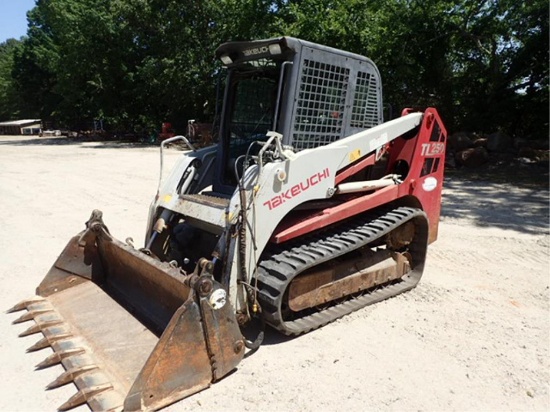 Takeuchi TL250 Skid Steer w/ Kubota Diesel Engine