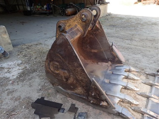 GP 45" Digging Bucket - Fits John Deere 120