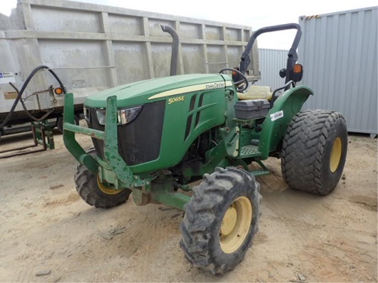 John Deere 5065E w/ John Deere H240 Loader Bucket