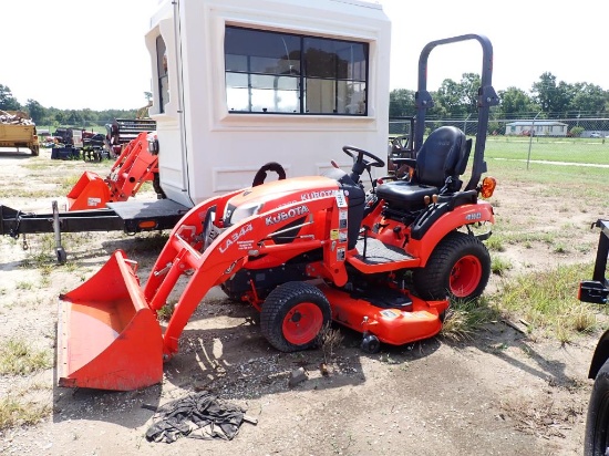 Kubota BX2380 Tractor w/ LA344 Front End Loader