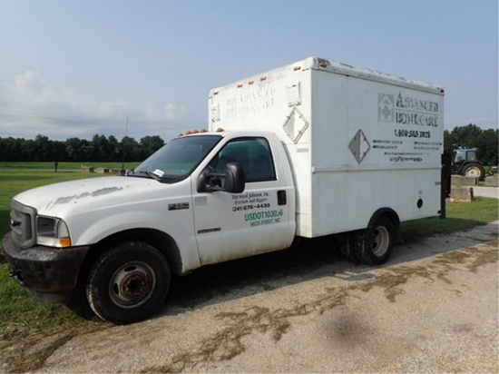 Ford F350 Super Duty Box Truck