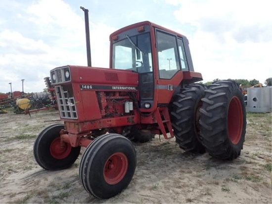 International 1486 Tractor