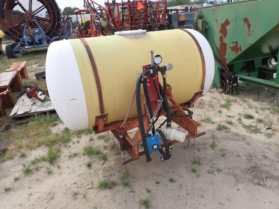 200 Gal 3pt. Boomless Sprayer