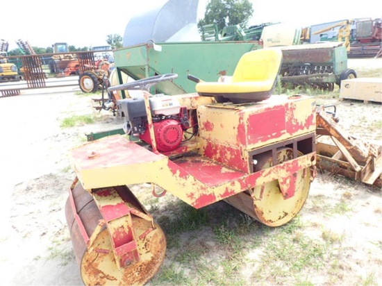 Roller Packer w/ Honda Engine