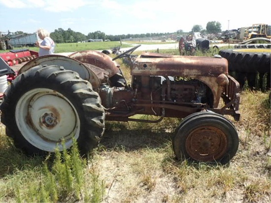 Ford 8N Tractor - Not Running