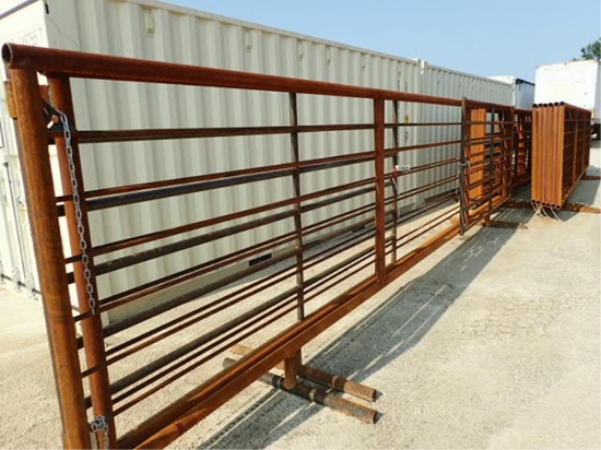 24' Heavy Duty Freestanding Panel w/10ft Gate