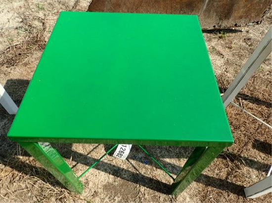 18" x 18" Green Metal table