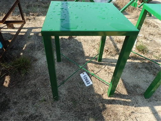 18" x 18" Green Metal table