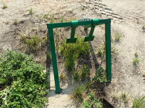 Green Metal Target Stand w/ 2 Targets