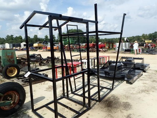 Deer Stand - Base w/ Ladder and Top - Metal