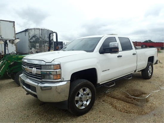 2015 Chevrolet 2500 HD Crew Cab Truck