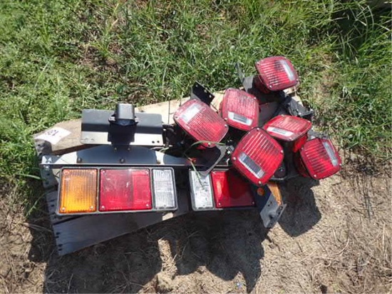 (1) Truck Tail Light Bar / (3) Sets of Tail Lights