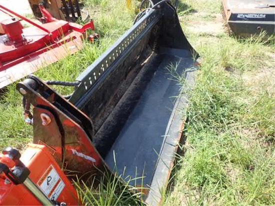 72" Future 4N1 Bucket with Smooth Cutting Edge